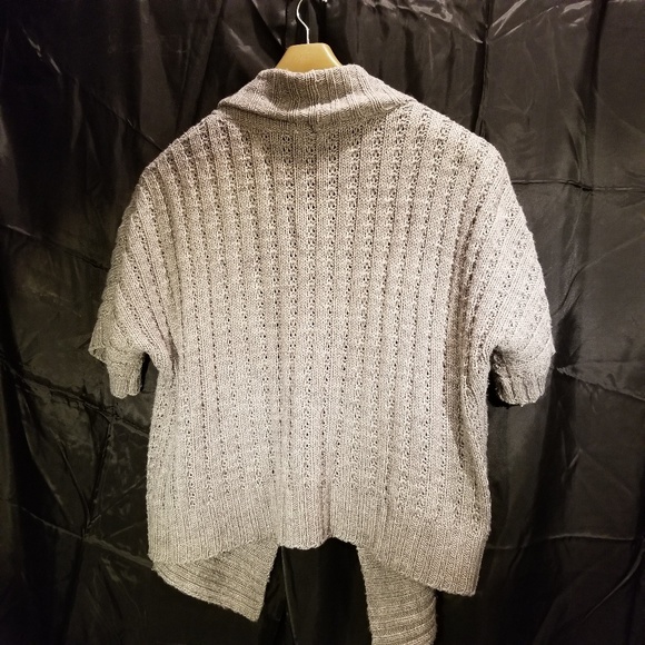 Roz & Ali Hi-low Knit Short Sleeve Sweater - Picture 7 of 7